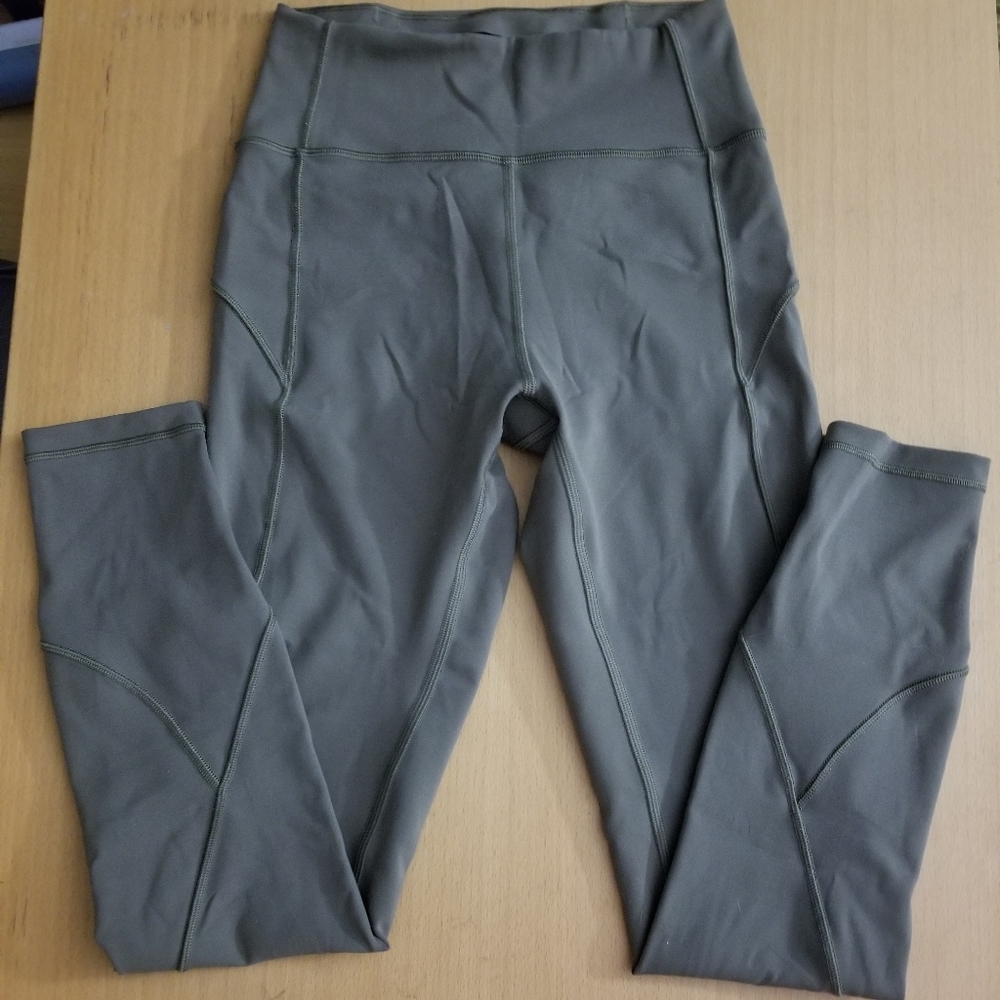 Lululemon In Movement 7/8 Leggings